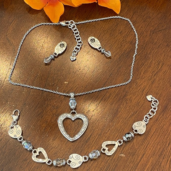 Brighton HEARTLAND Silver Heart Swarovski Crystal Necklace Bracelet Earring RARE - Picture 10 of 17